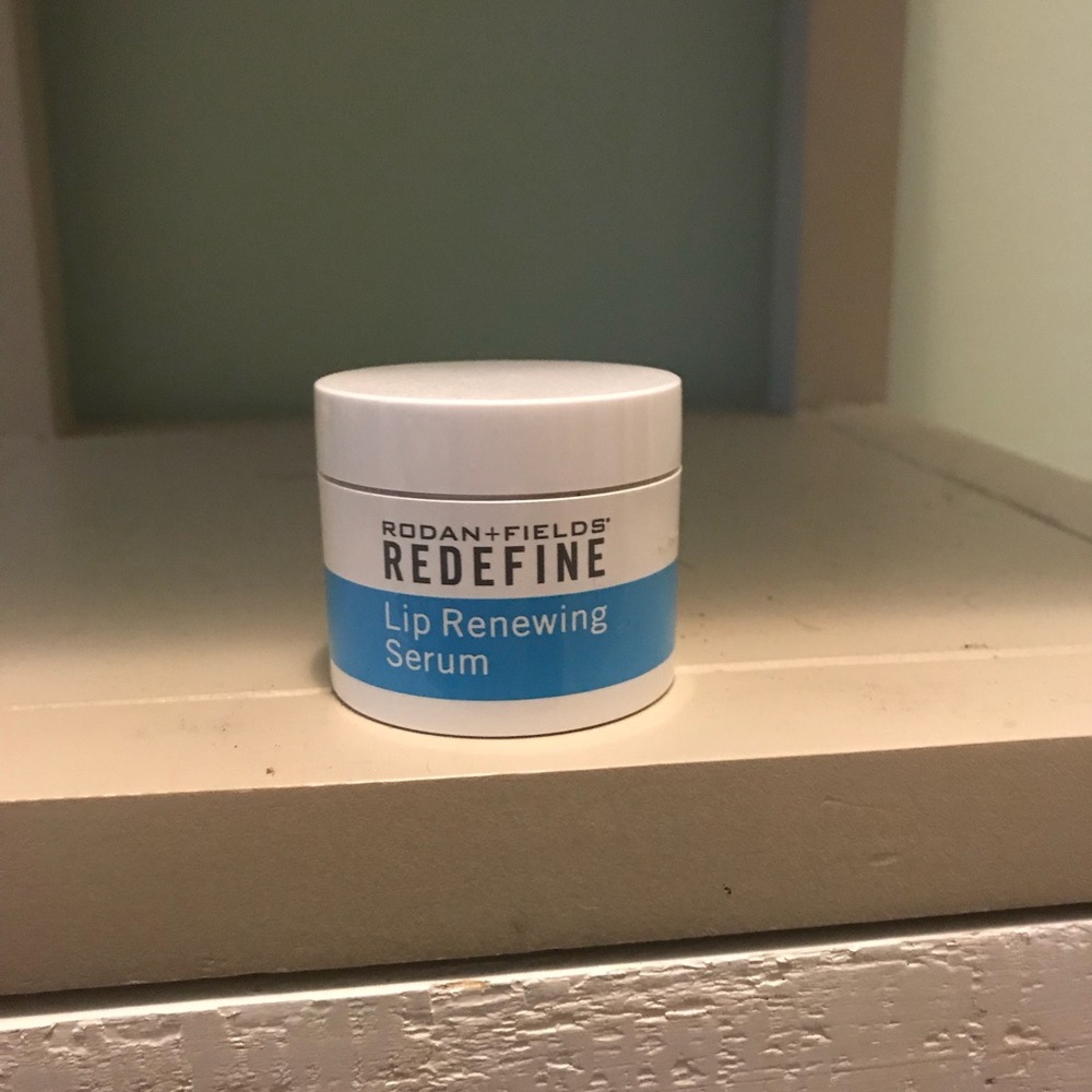 Rodan and Fields Redefine Lip Renewing Serum